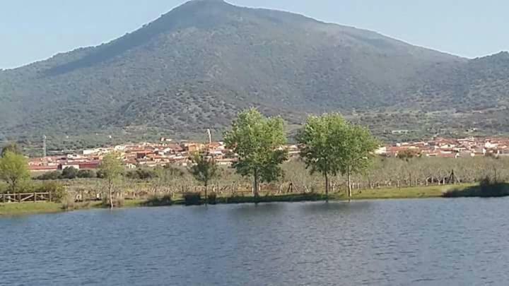 Casa Rural Hnas Corral Almoharin Екстериор снимка